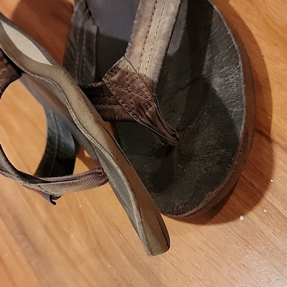 Well Loved Rainbow Flip Flops - Picture 4 of 6